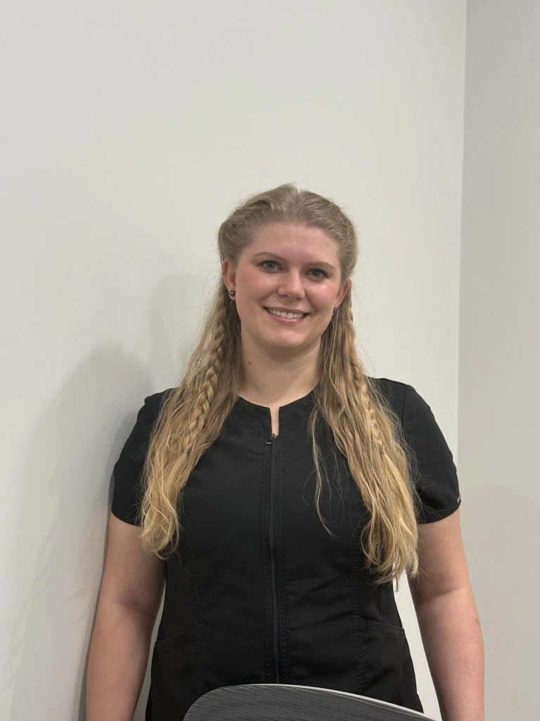 Robyn - Registered Dental Hygienist | Onyx Dental Care Calgary